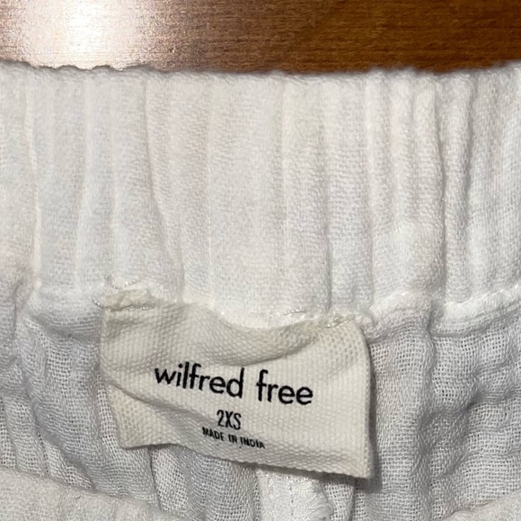 Wilfred Free Sail “2 Short - 2XS - Picture 3 of 6